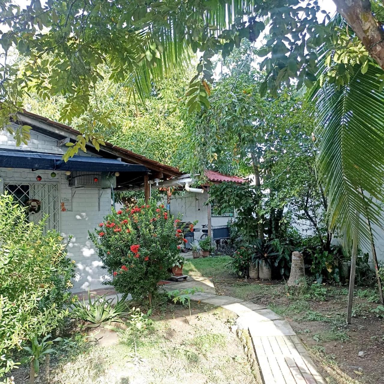 Hostal Corales Tolú エクステリア 写真