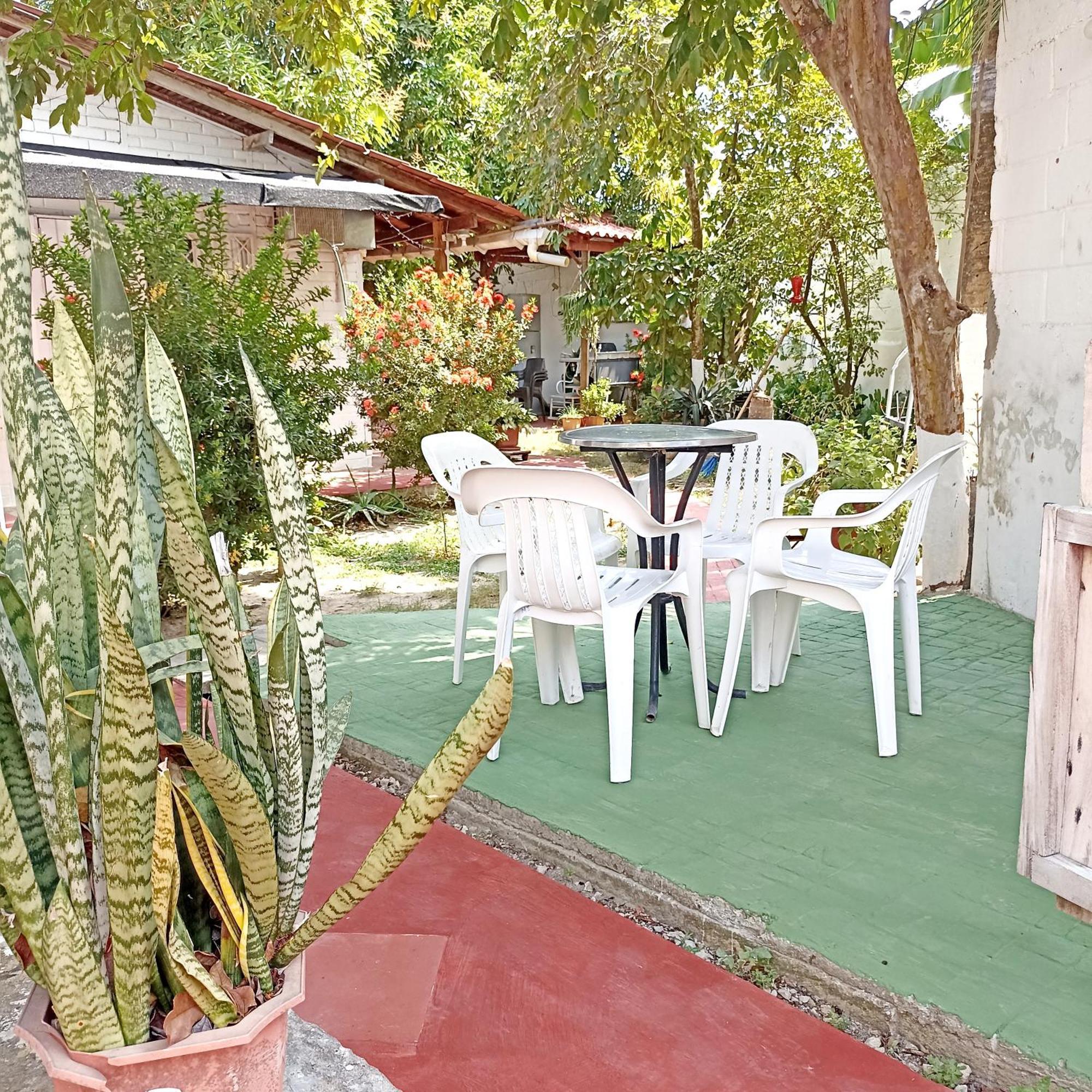 Hostal Corales Tolú エクステリア 写真