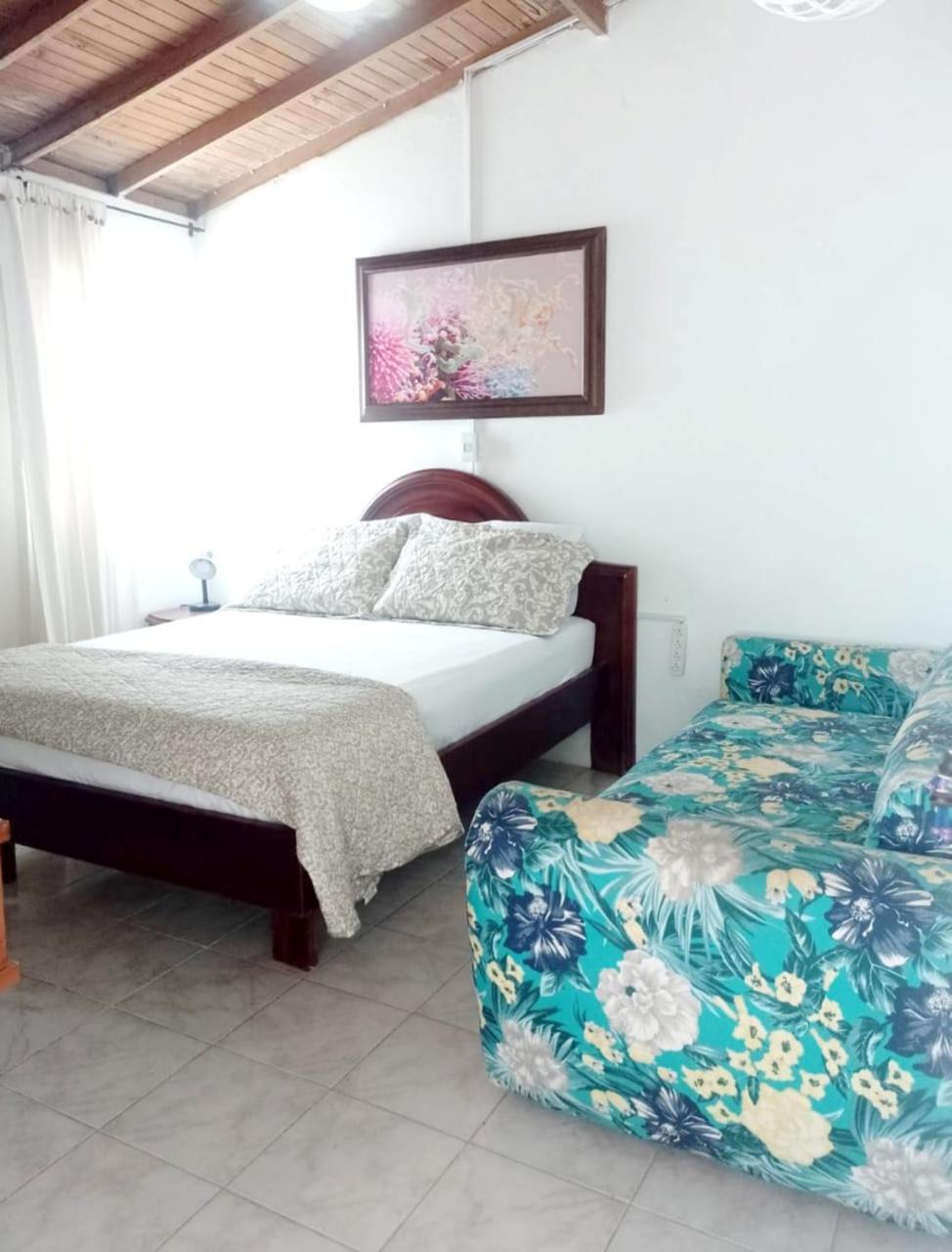 Hostal Corales Tolú エクステリア 写真
